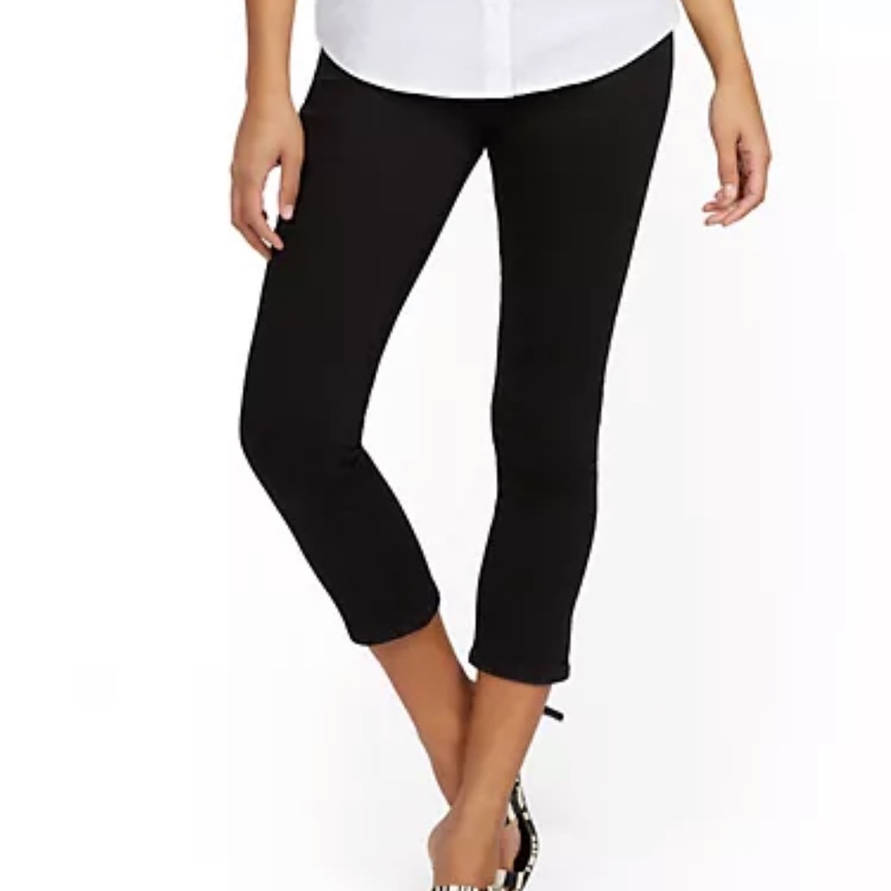 New York & Co Feel Good High-Waisted Pull-on skills Capri Jeans XS/S NWT $60